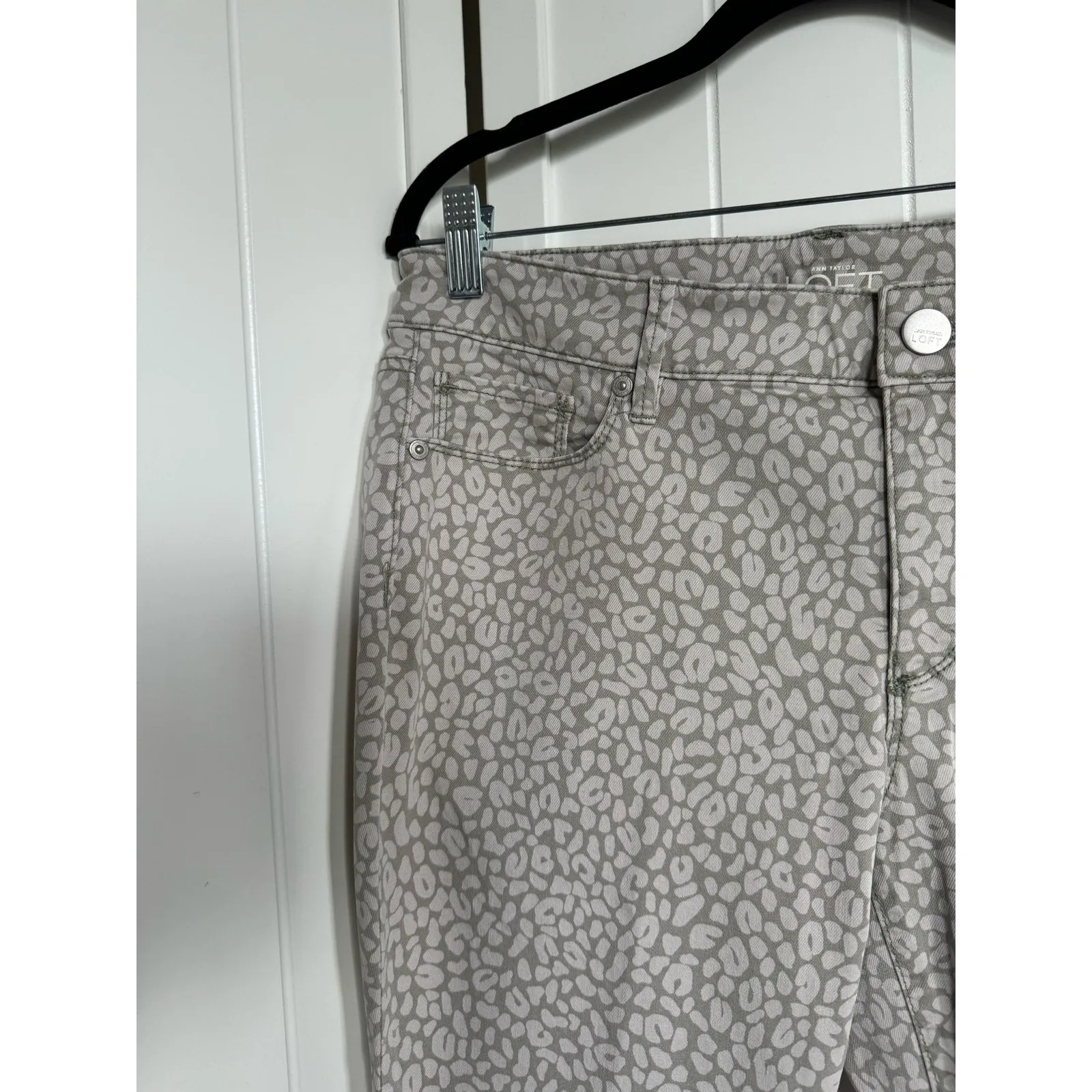 Ann Taylor LOFT Womens Jeans Sz 31 12 Curvy Skinny Ankle Gray Leopard Print NEW‎ - Image 7