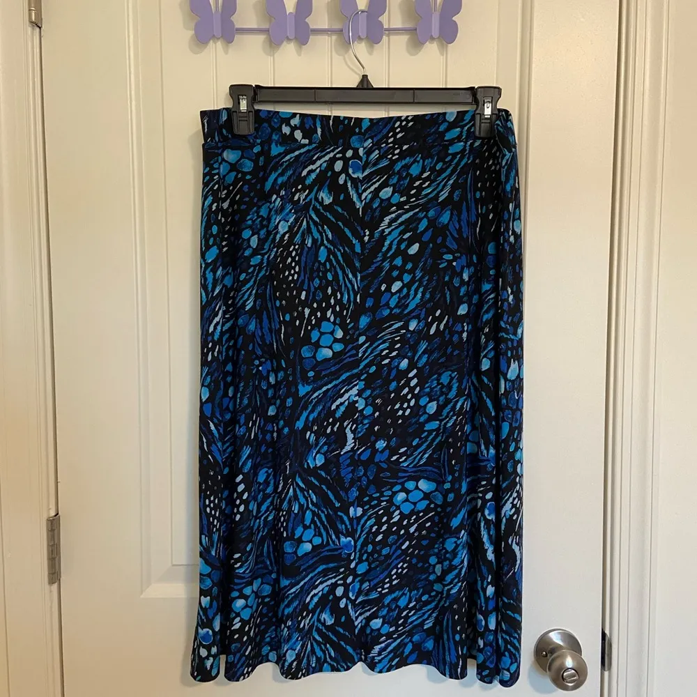 EUC | Vintage‎ Kasper women’s blue patterned pull on midi skirt — size 2X - Image 3