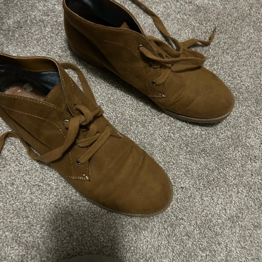 Indigo Brown Ankle Boots for Women Size 7 - Image 6