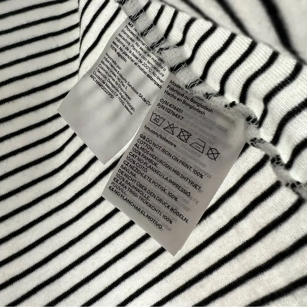 Divided By H&M Lola Bunny‎ Striped Short Sleeve Tee Sz XS - Image 5