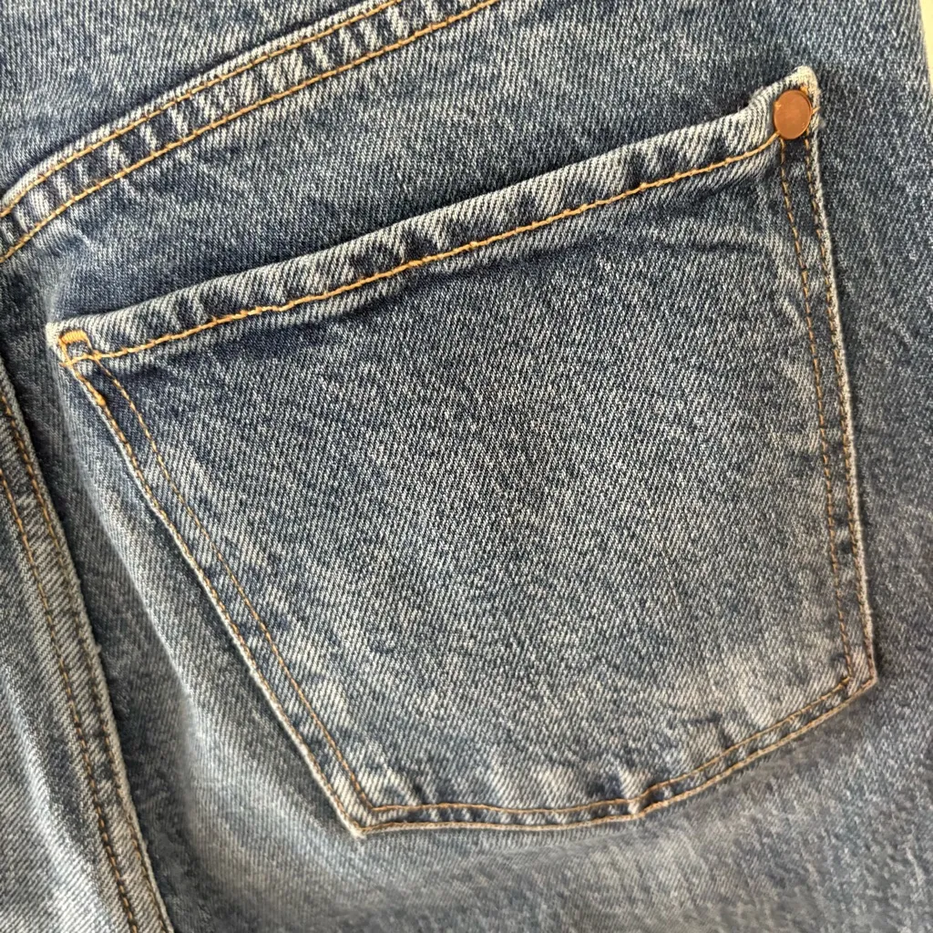 Free People Button Fly Boot Cut Jeans. Size 28. - Image 8