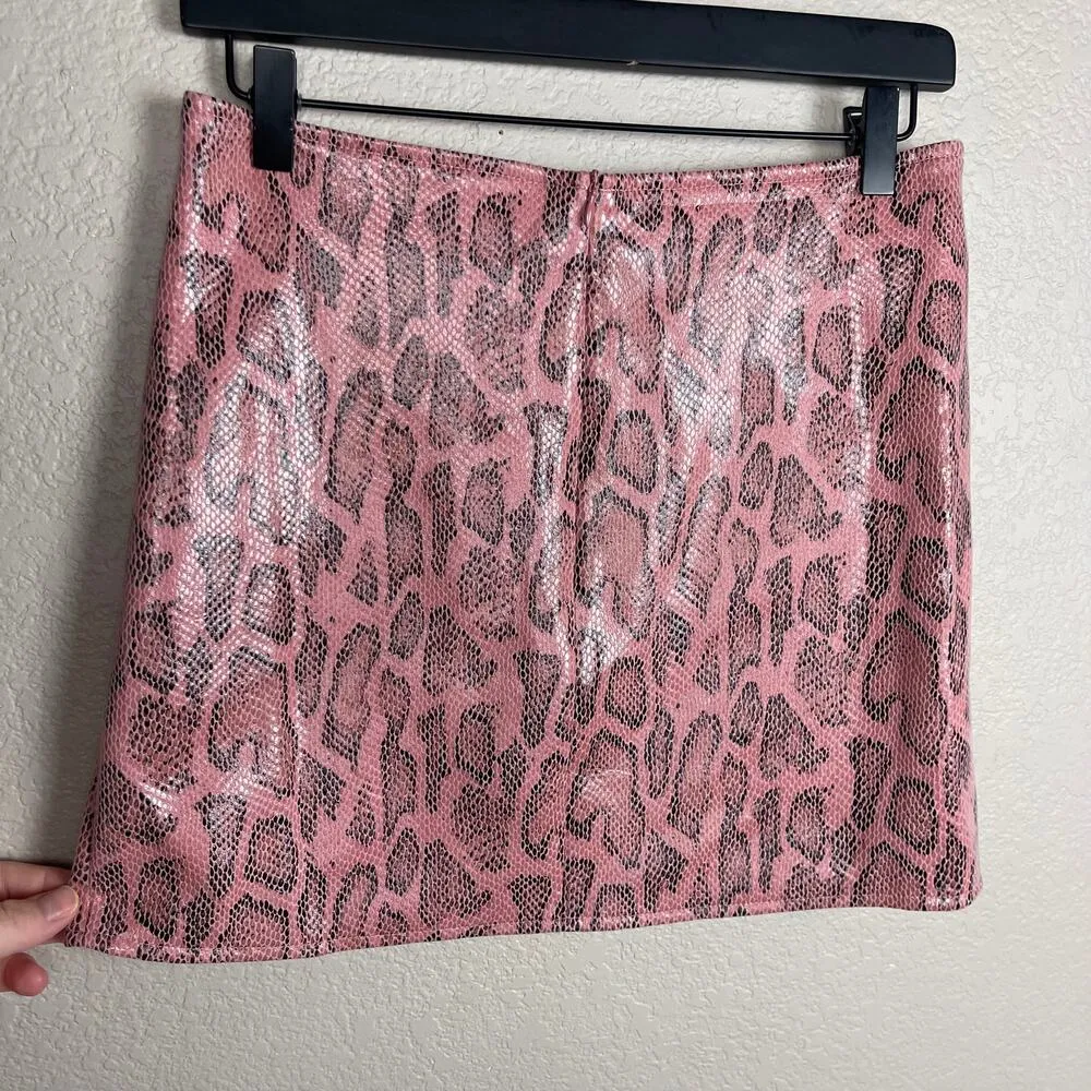 Motel Rocks WREN MINI SKIRT IN PU SNAKE PINK Size Small - Image 7