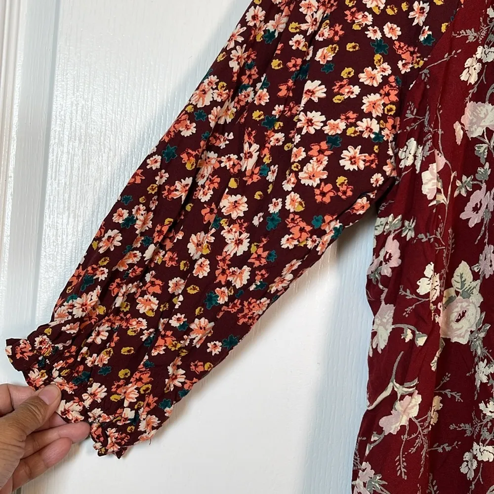 Intro Maroon Bohemian 3/4 Sleeve Button Down V - Image 3