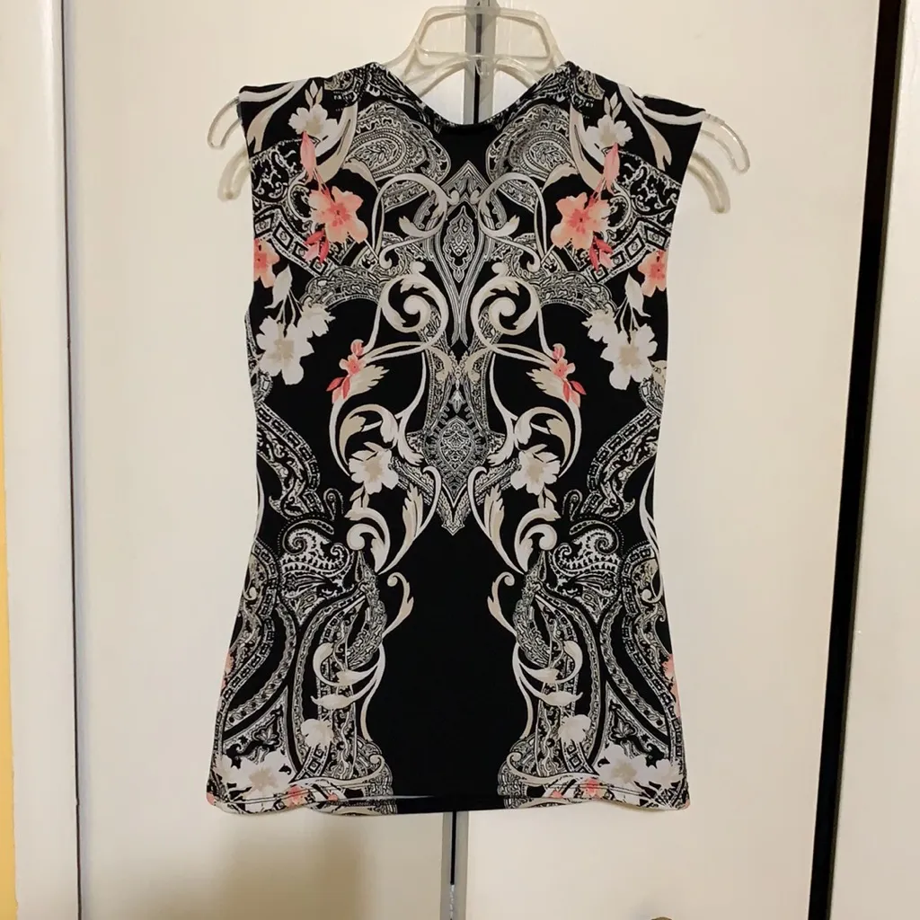 White House black market blouse - Image 6