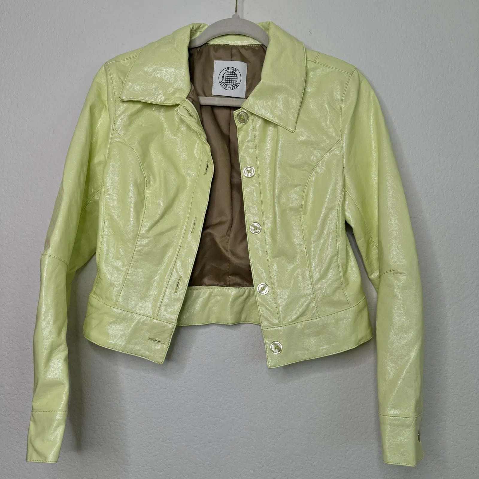 Urban Outfitters Xander Vinyl Cropped Jacket in Lime - Image 4