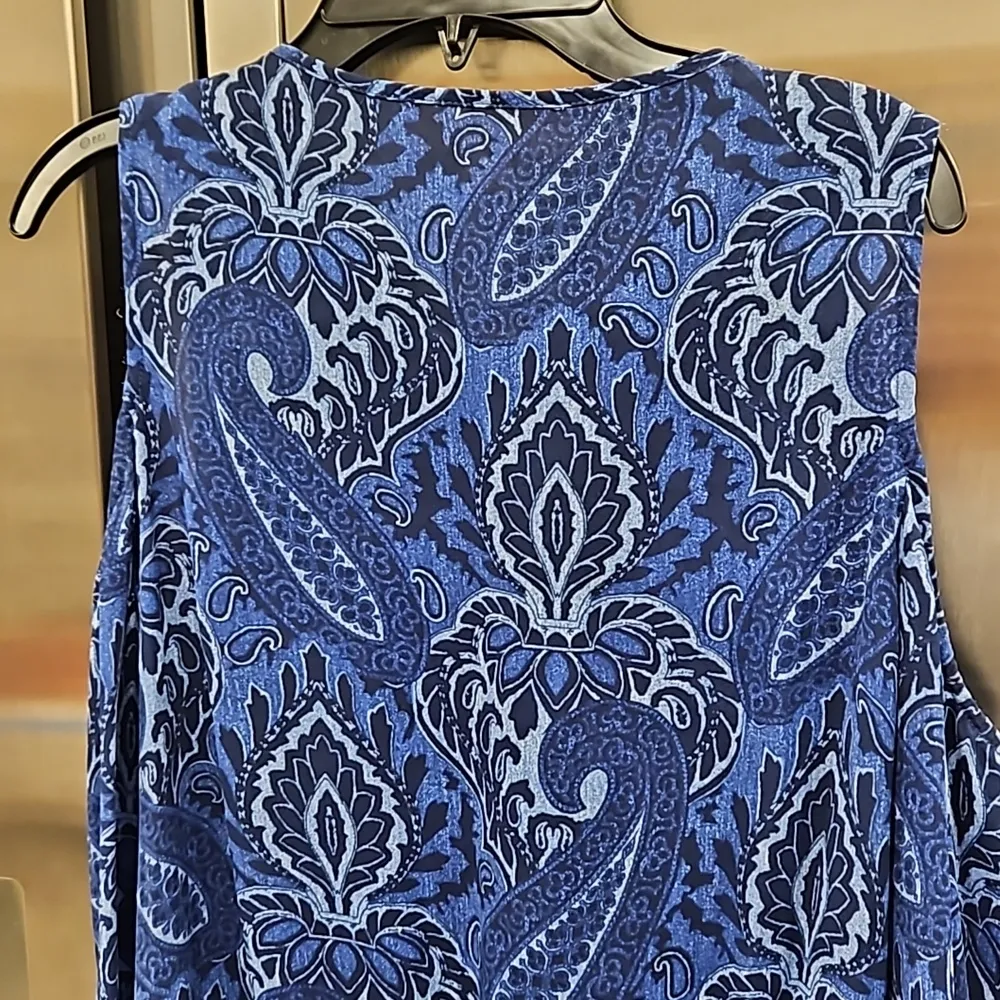 💕MICHAEL by MICHAEL KORS💕 Cold Shoulder Blouse ~ Blue Paisley Print Medium - Image 4