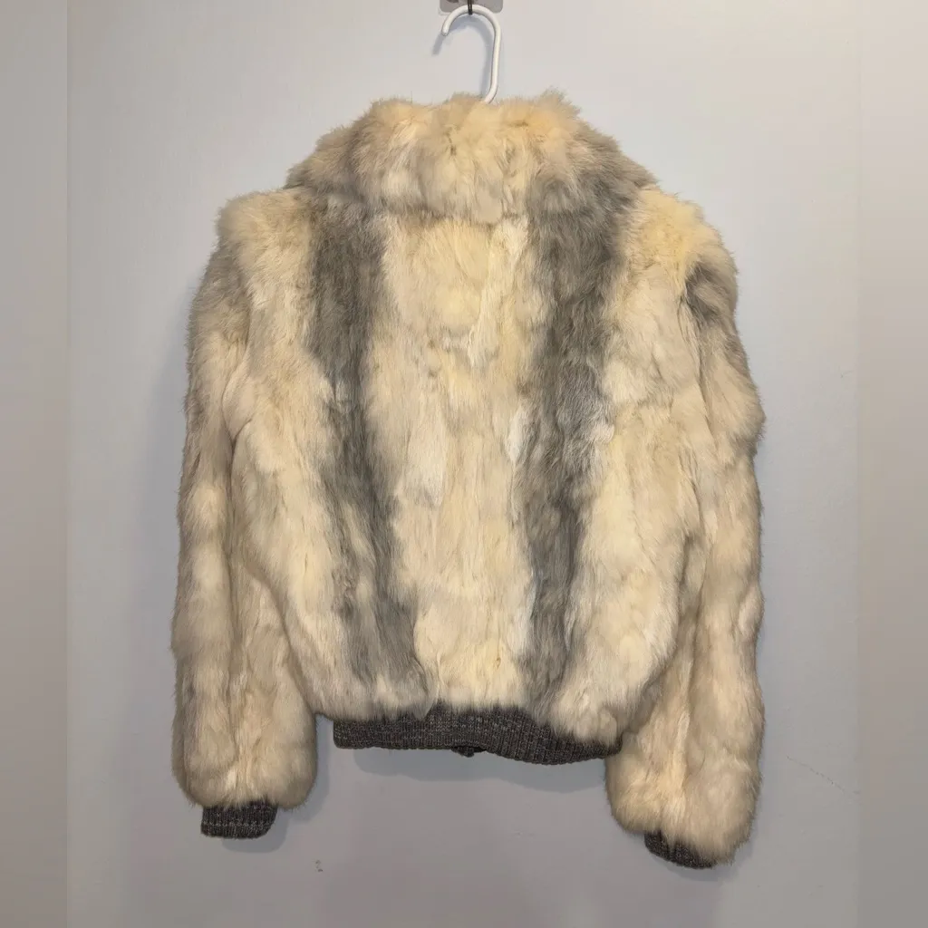 Breathtaking NWOT Genuine Rabbit Fur Satin Lined Zip up Jacket Gray Size M - Image 8