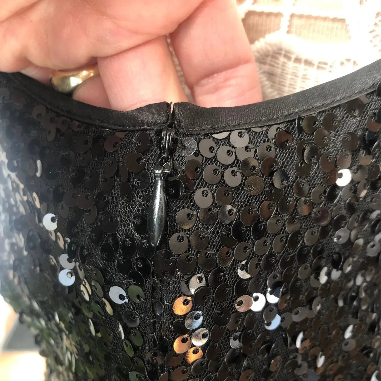 The collection Dressbarn sequins sleevless knee length black party dress size 12 - Image 4