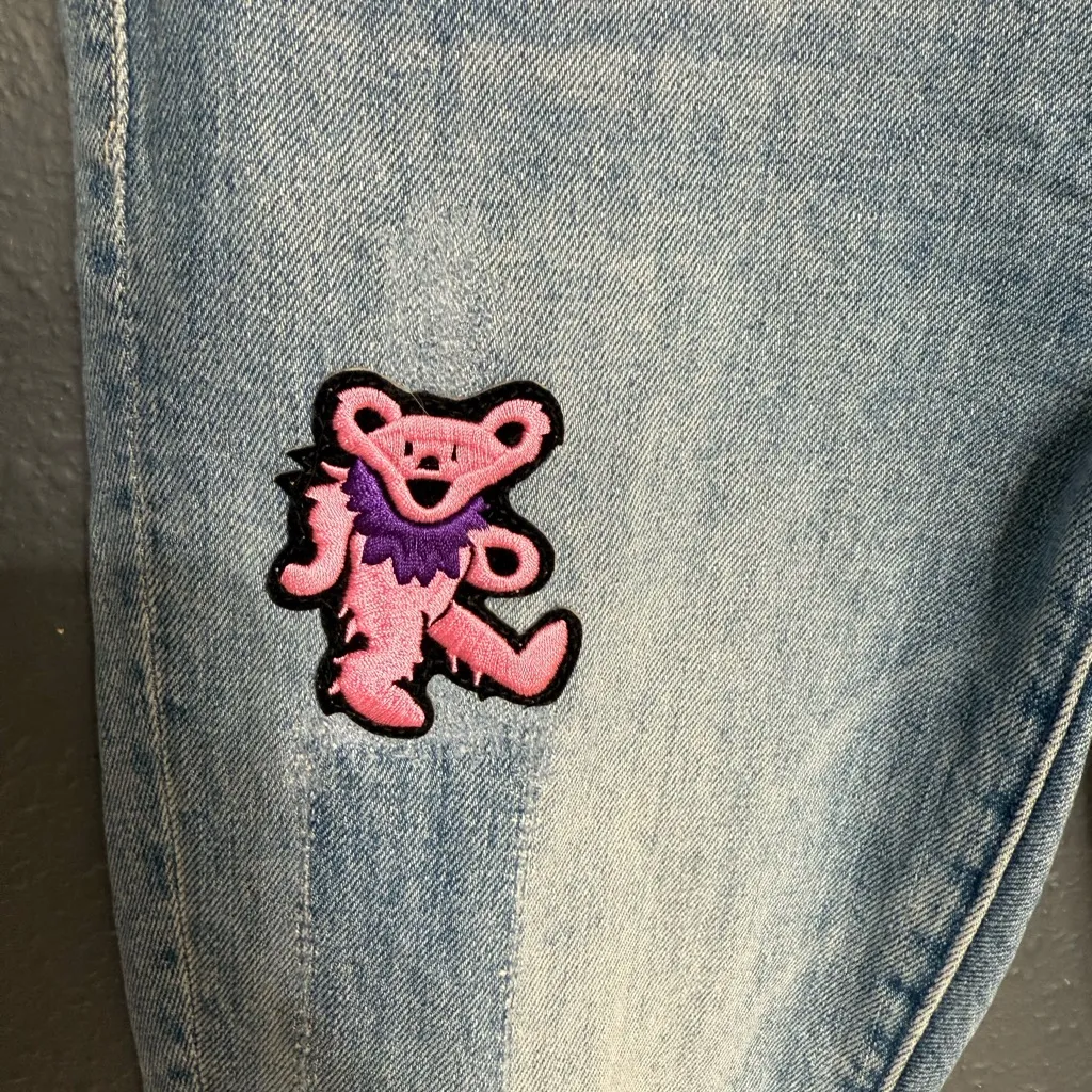 Mother Superior The Insider Crop Step Fray Jeans in the color We are Castaways Blue Size 27 - Image 5