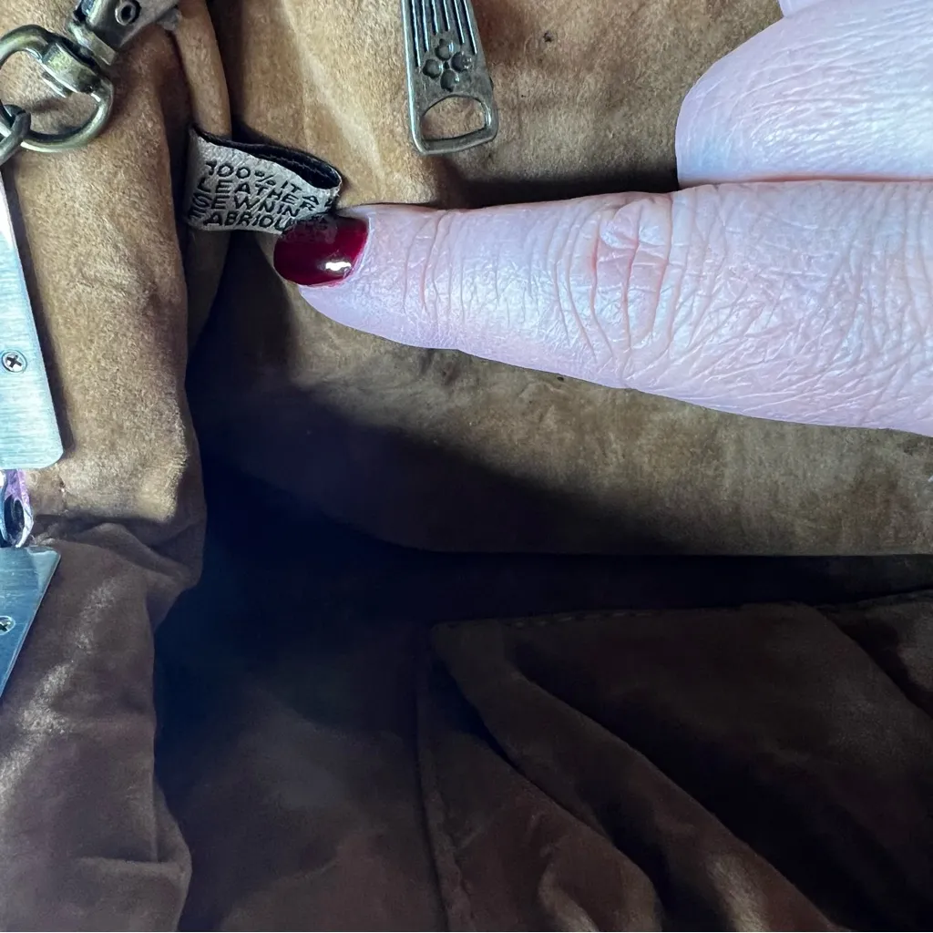 Patricia Nash Athena Vintage Collection Magenta Laser Cut Floral Chain Handbag - Image 8