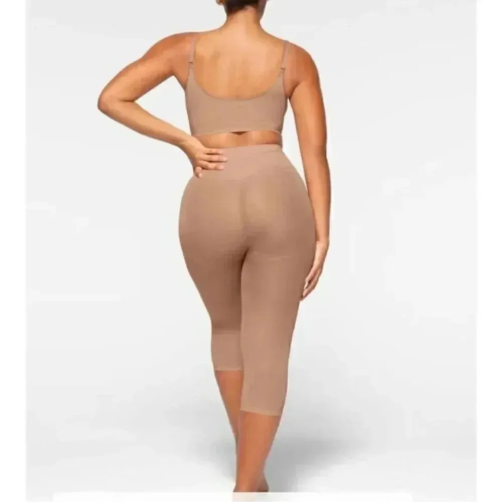 NWT SKIMS MID THIGHT SHORTS BUTT ENHANCEMENT SIENNA COLOR SZ XXS #1468 - Image 4