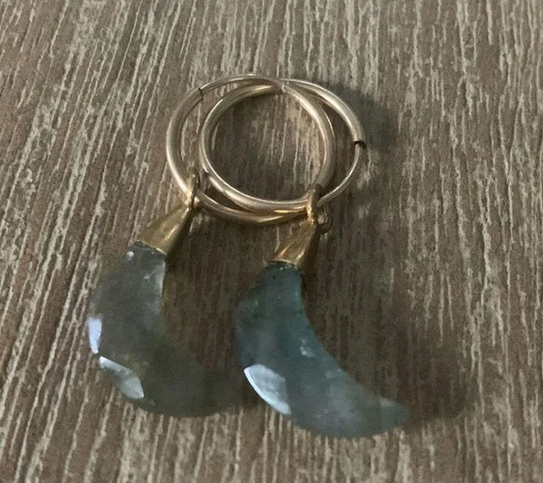 Set of 5 mix and match moon stone earrings - Image 2