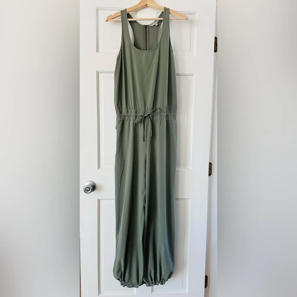 ATHLETA Revive Jumpsuit Laurel Olive Green Drawstring Parachute Pant Size 6 - Image 6