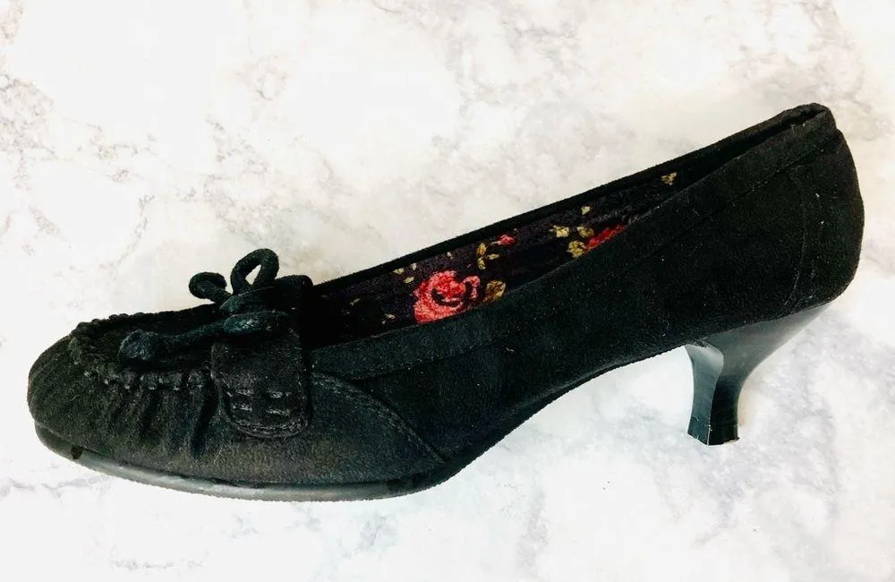 Amore Elegant Black Suede Women's Shoes with Kitten Heels size 8 - Image 2