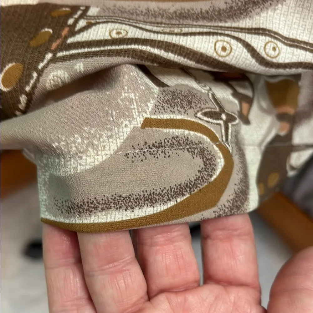 Peppermint Geometric Print Dress with Belt - Image 7