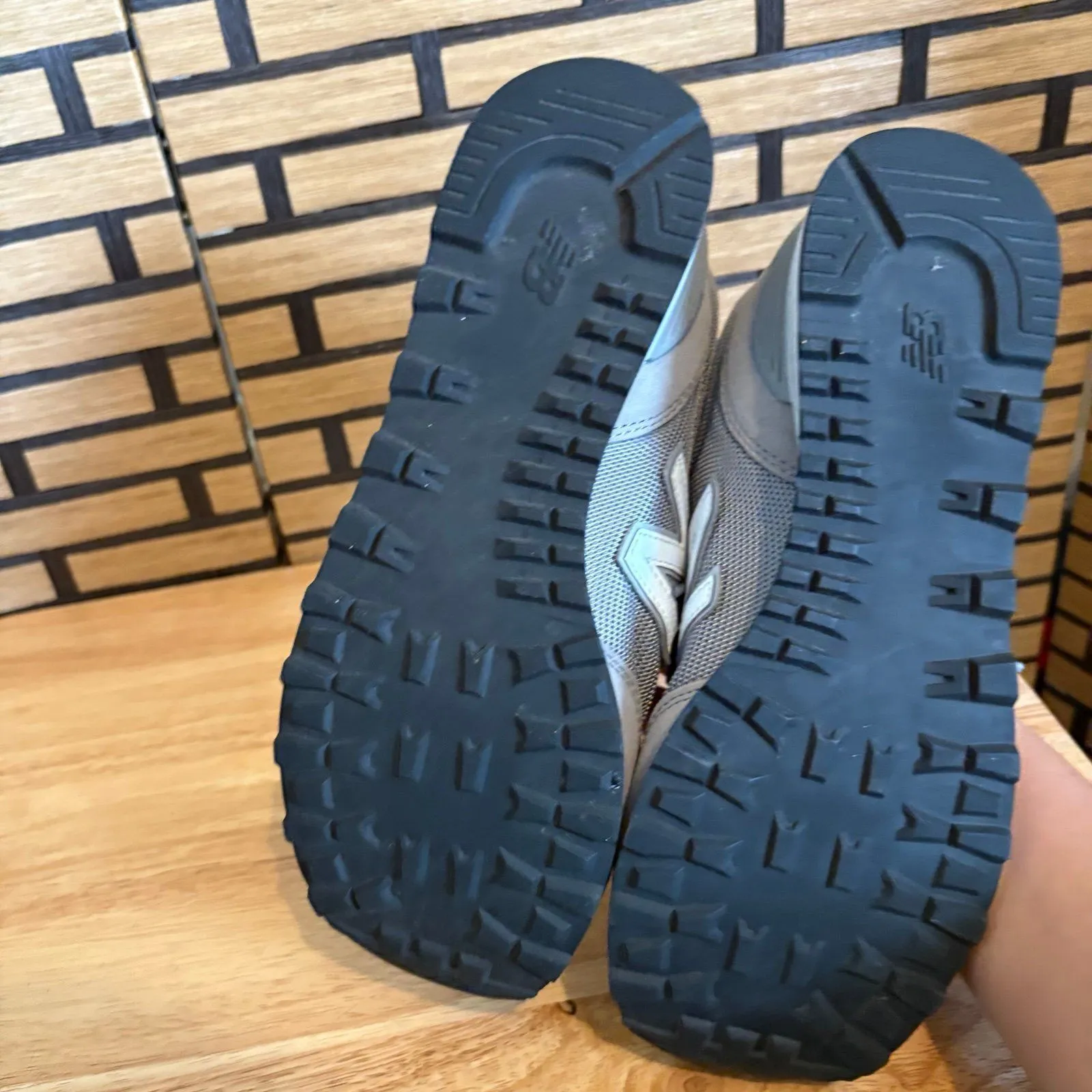 New Balance 515 Gray‎ Sneakers Size 9.5 - Image 9