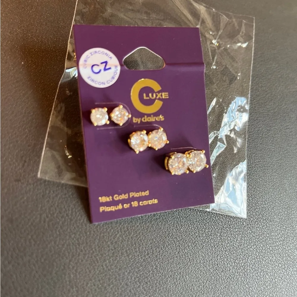 Claire's 18 K Gold and cubic zirconia C luxe earrings set - Image 5