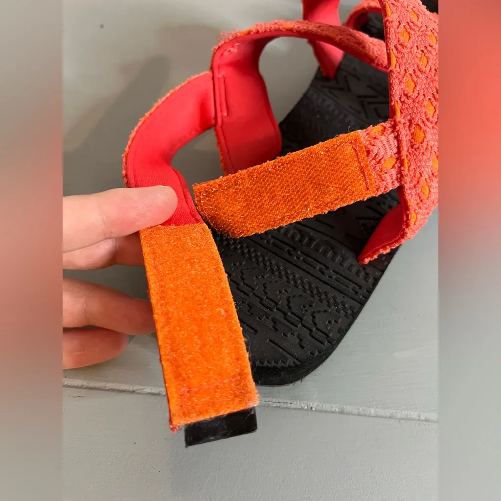 LUKEES by MUK LUKS Sand Games Sandals Women's Strap Sandal Sz 9 Papya Outdoors Pink - Image 3