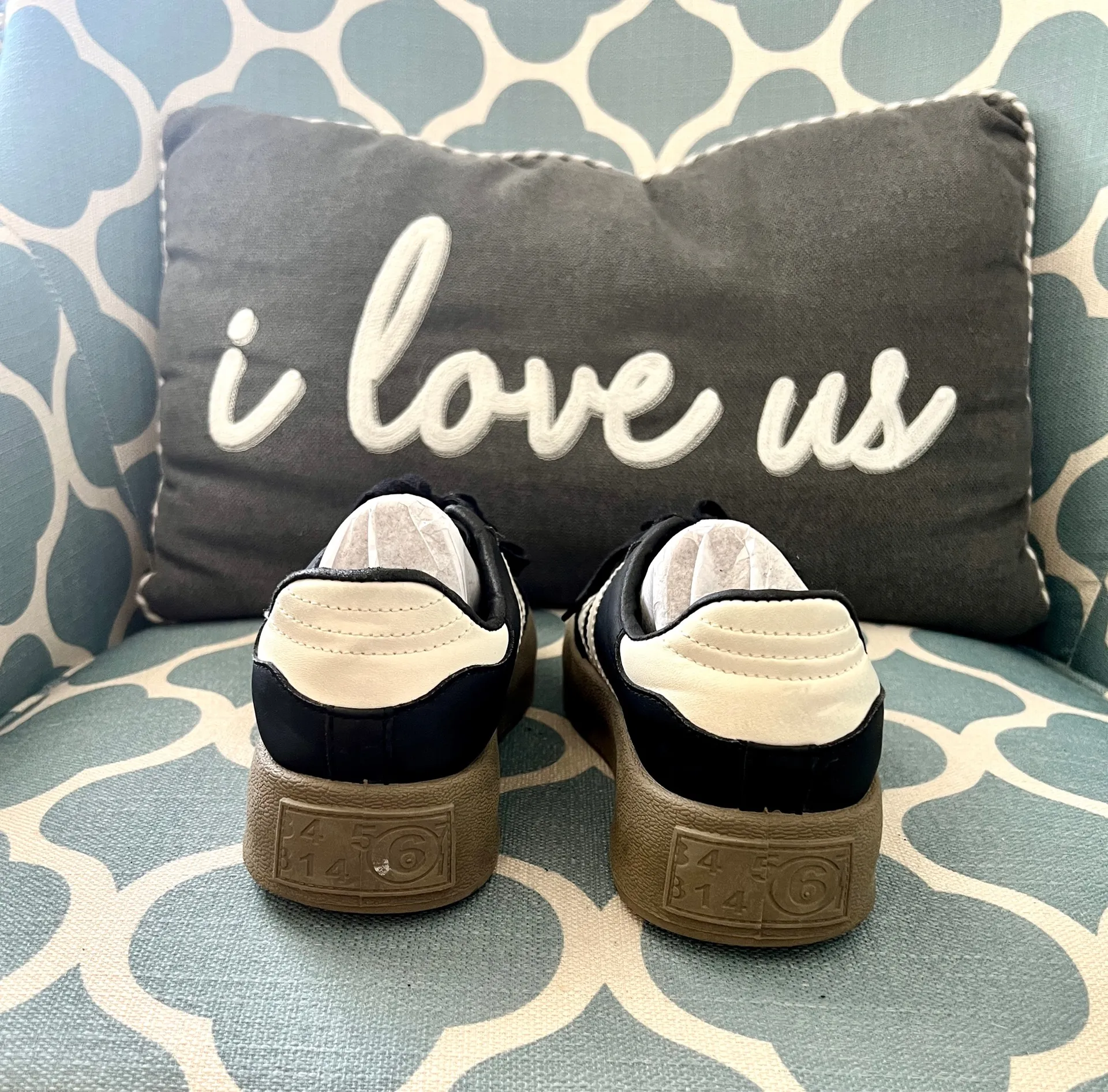 SHEIN black and white used trainers - Image 5