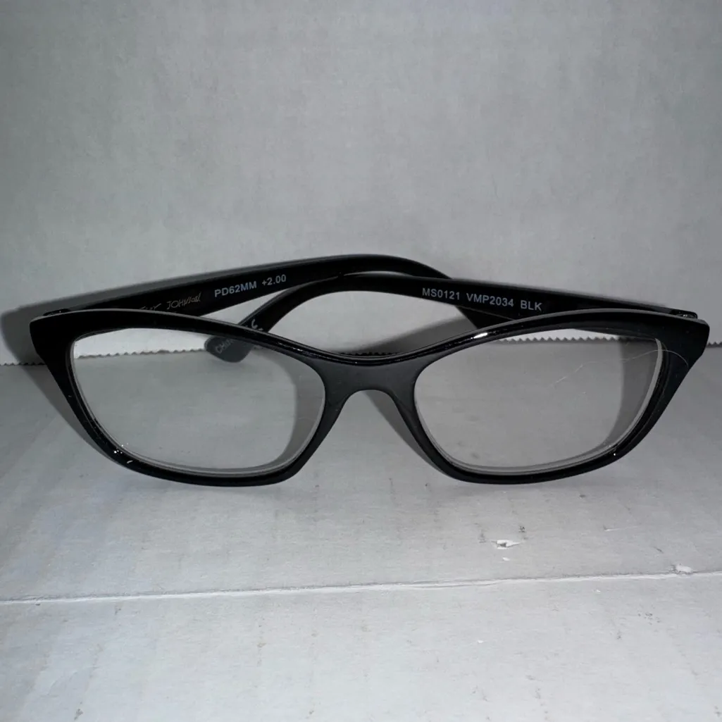Betsey Johnson Reading Glasses +2.00 Black Readers - Image 3