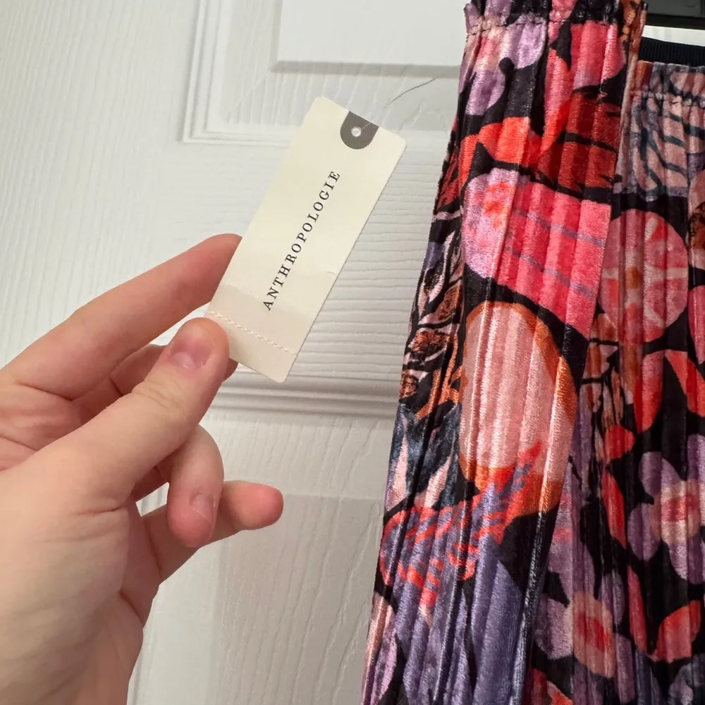 NWT Maeve by Anthropologie crushed velvet Floral Pleated midi Skirt - Image 3
