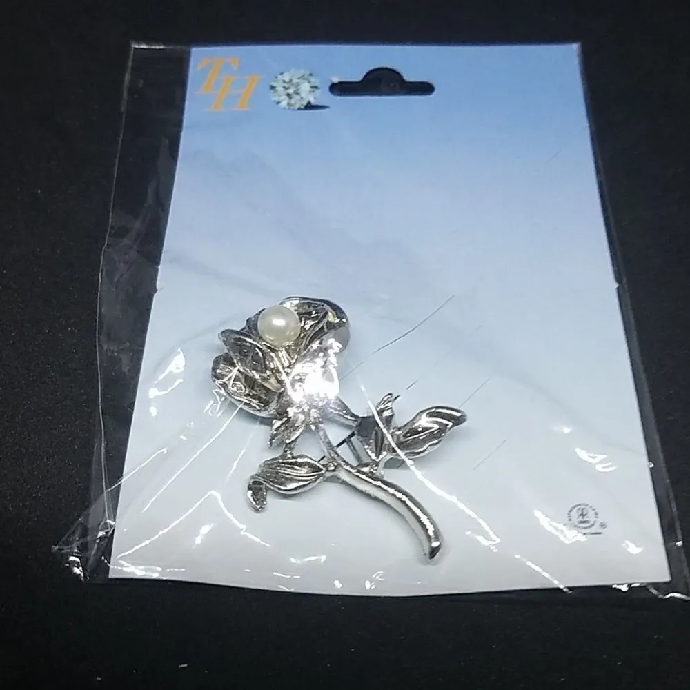 NWT Silver Rose Brooch Silver - Image 3