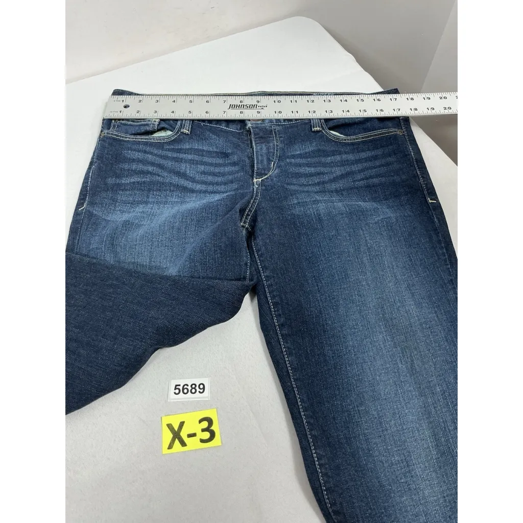 Womans Eddie Bauer Modern Fit Blue Jeans 12 Barely Boot - Image 6