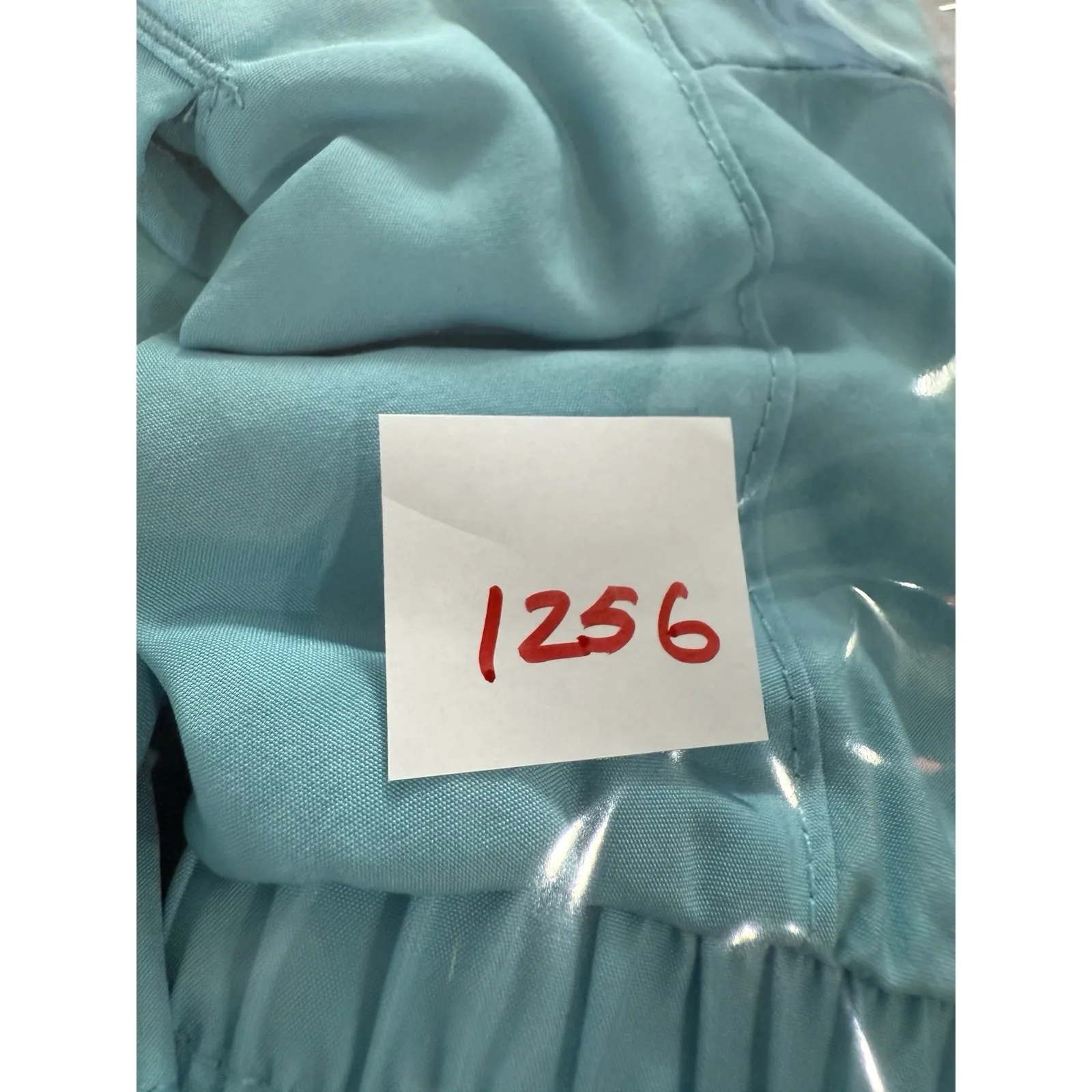 adidas Women's Golf Woven Short Sky Rush 4 in Inseam Quick Dry  Sz Large - Image 7