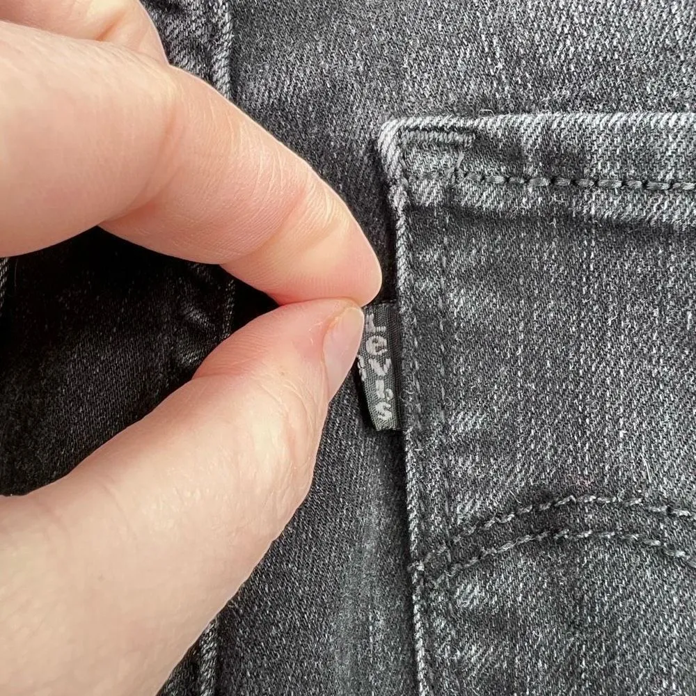 Levi's Women's 720 High Rise Super Skinny Jeans Stretch‎ Slim Fit Black Size 4 - Image 6