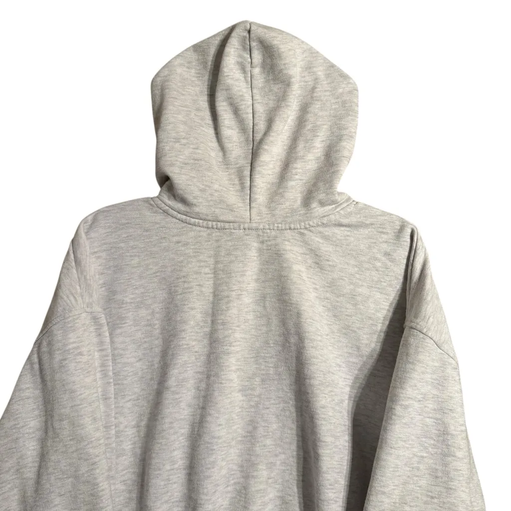 Cozy Gray Bride of Chucky Cropped Hoodie with Embroidered Design Size Medium - Image 4