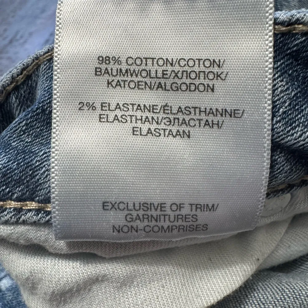 Silver Jeans Boyfriend Relaxed Fit Light Wash - Image 11