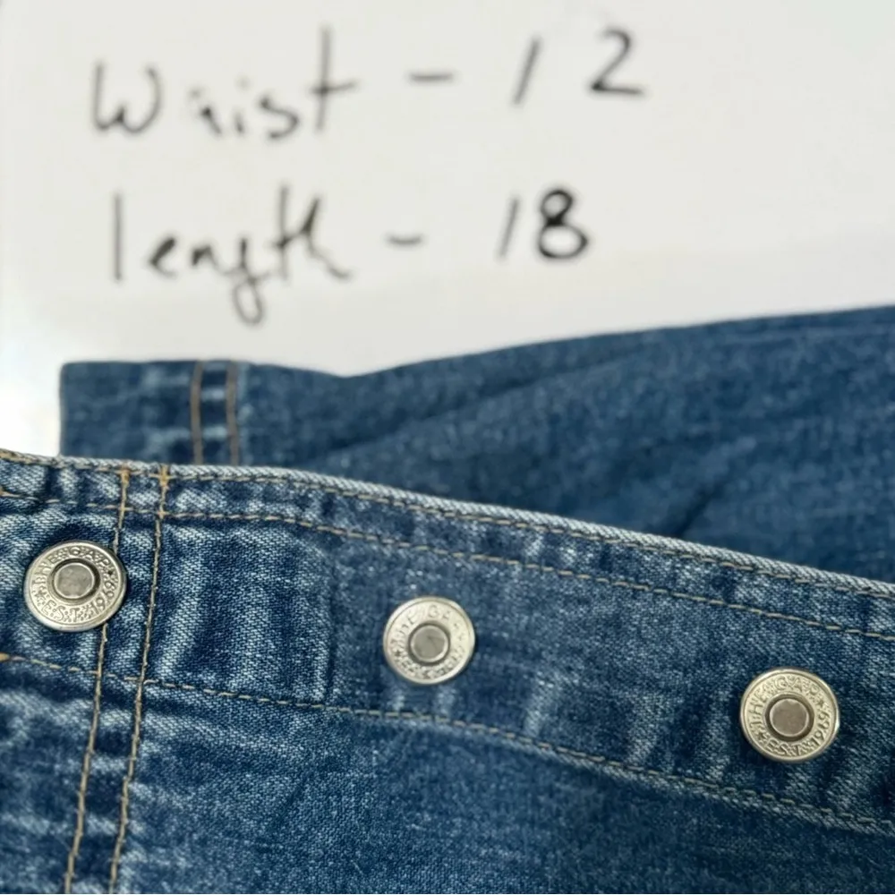 Gap Snap Front Blue Denim jean Skirt Size 2 - Image 3