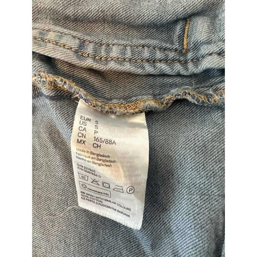 &Demin Distressed Blue Jacket With Button Closure Front Pockets, Small Size undefined - Image 8