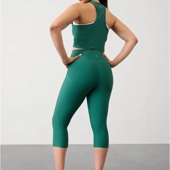 Athleta Interval Stash Emerald Capri Leggings - Image 4