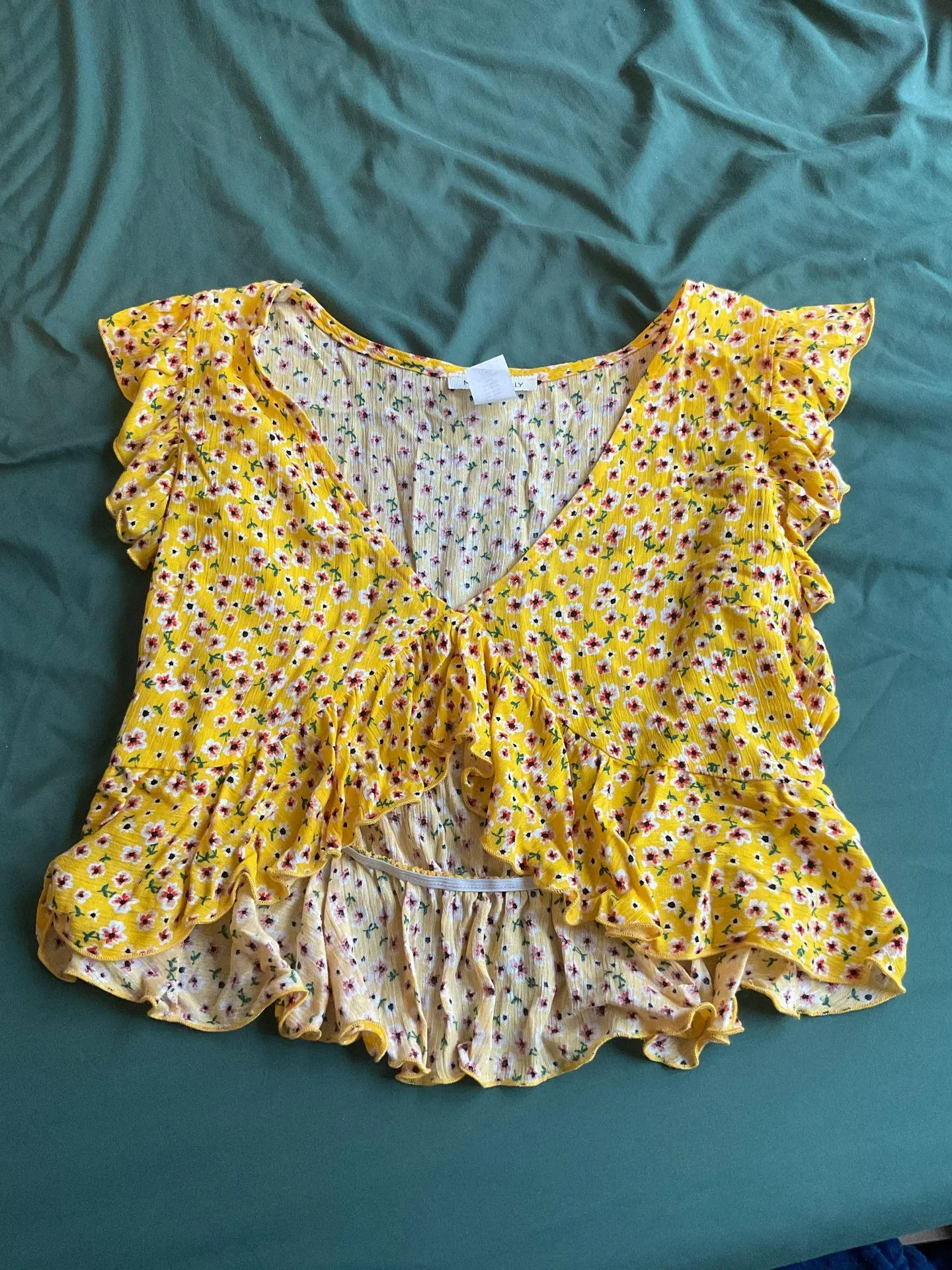 Miley + Molly Ruffle Floral Print Crop Top - Image 2