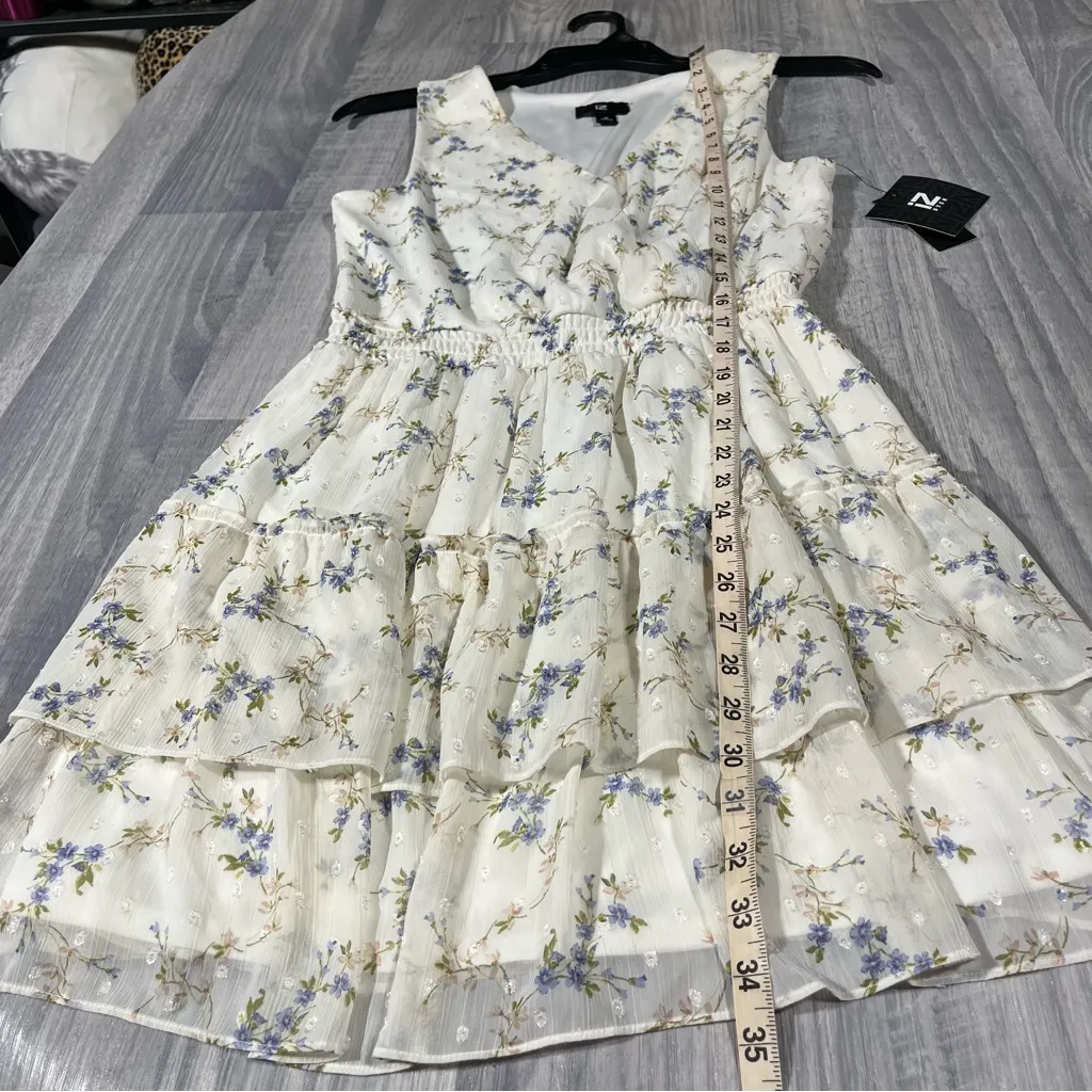 IZ Byer Ivory White Floral Lightweight Dress; NEW; Medium Women's - Image 7