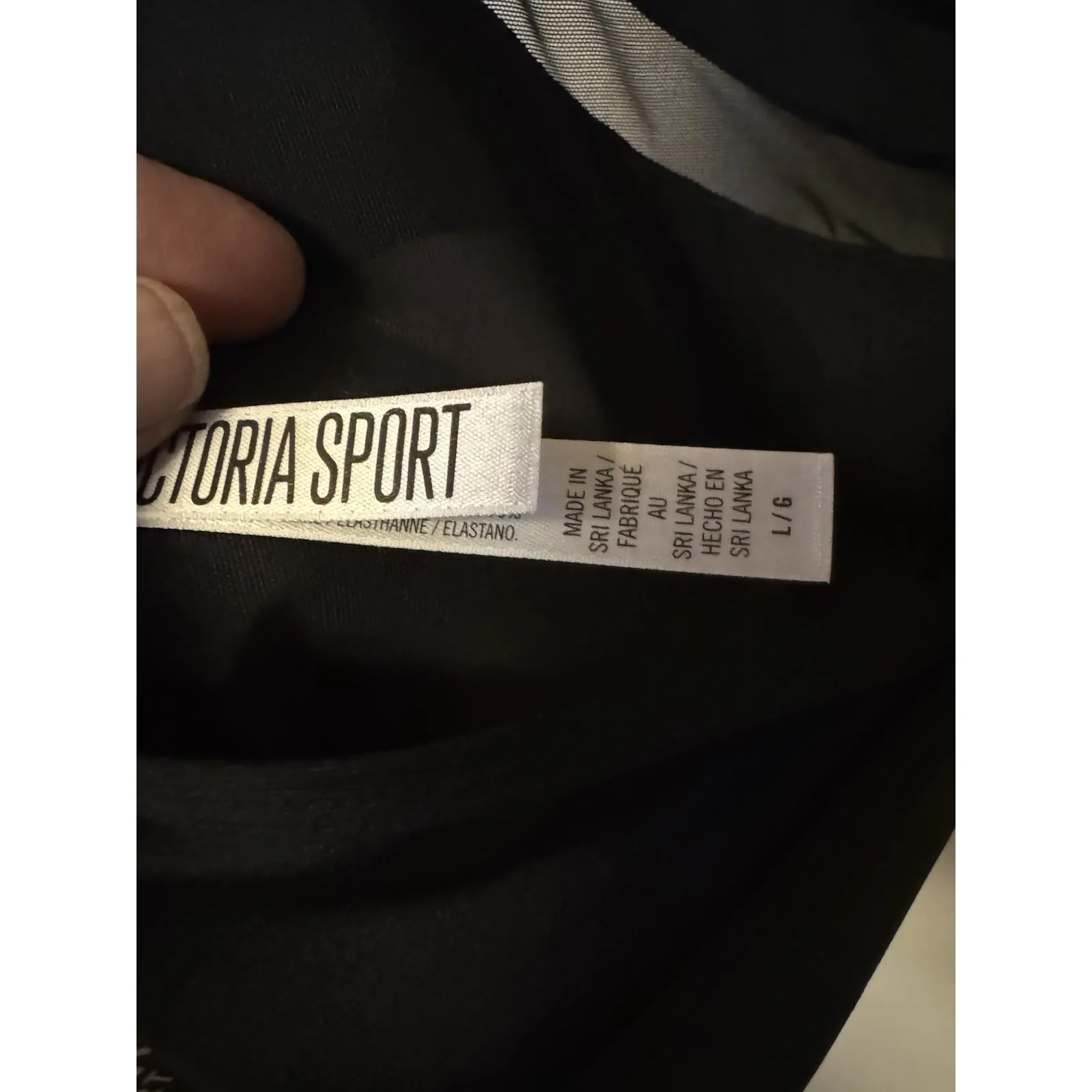 Victoria Secret Sport Bra LargeNWT - Image 7