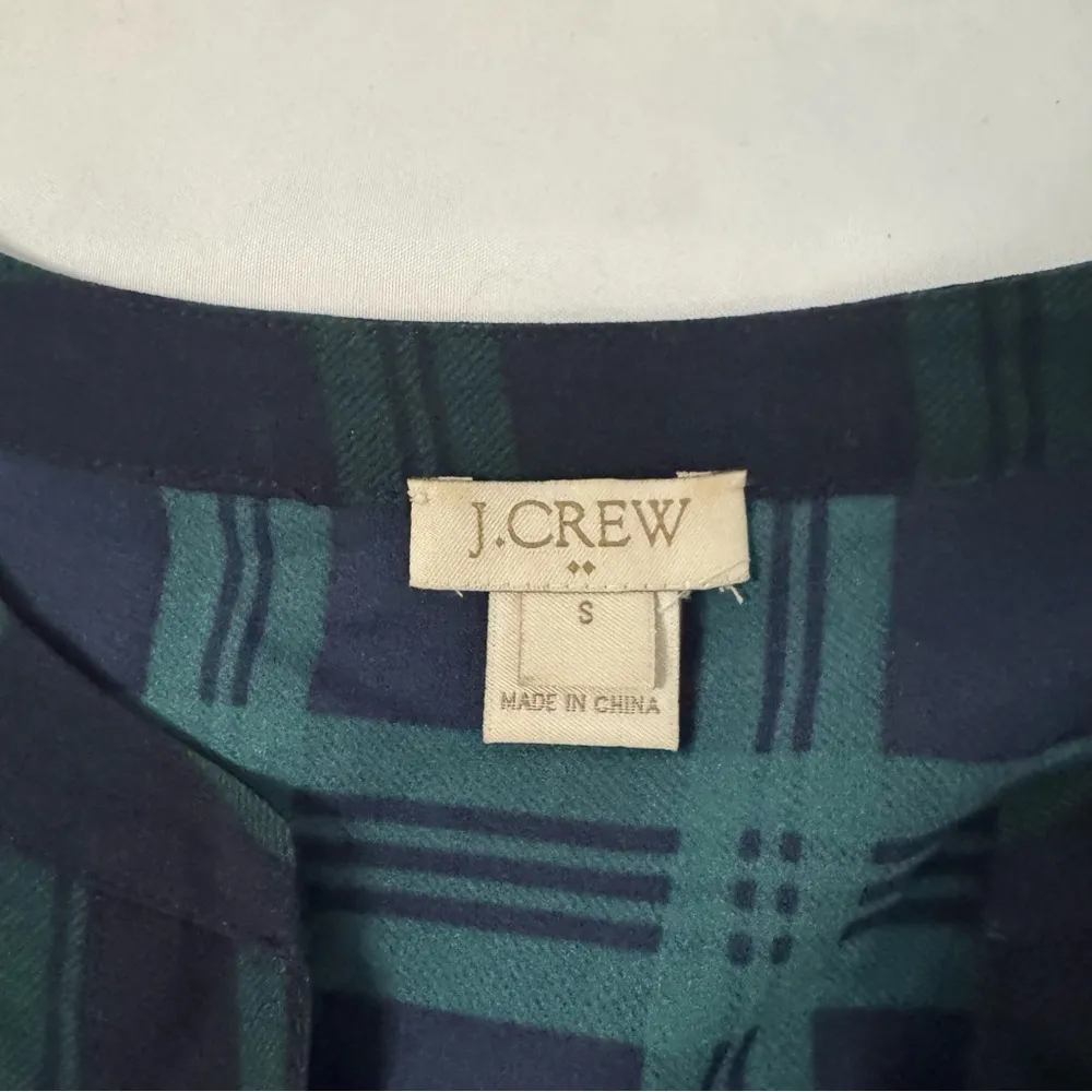 J. Crew Factory Green Navy Blue Tartan Plaid Bell Sleeve Popover Size S Preppy - Image 3