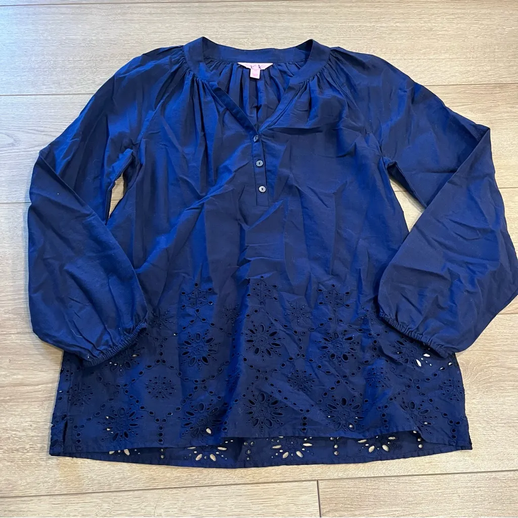 Lilly Pulitzer Elsa Top True Navy Henley Long Sleeve Eyelet Cotton Size XS - Image 2