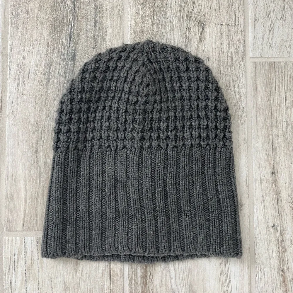 Target  Once Size Grey Knitted Beanie - Image 3