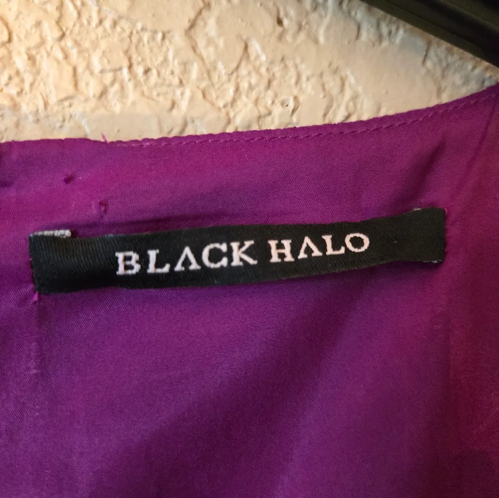 Black Halo Square Neckline Textured Sheath Dress with Slit Women's size 8 - Image 2