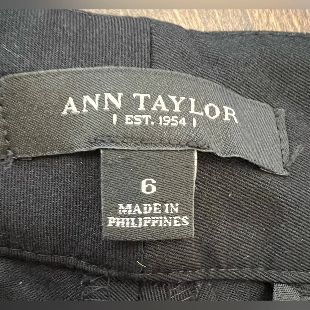 Ann Taylor | ladies dress slacks/pants. Size: 6. 
COLORS: black - Image 2