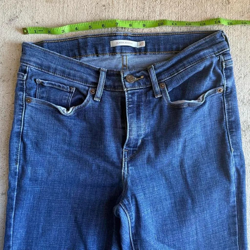 Levi's Women's Boot Cut Jeans in Deep Blue - Image 2