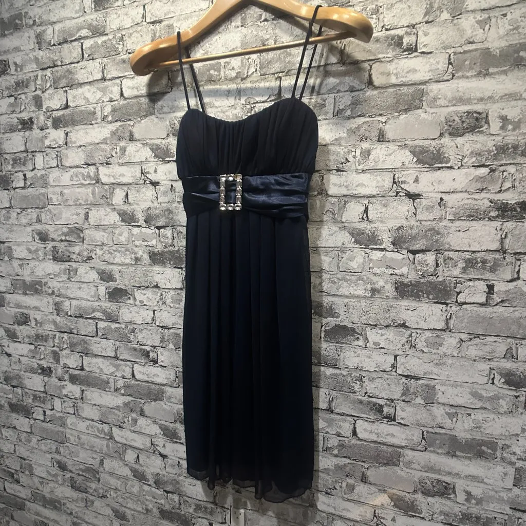 EUC City Triangles Navy A-Line Size Small - Image 2