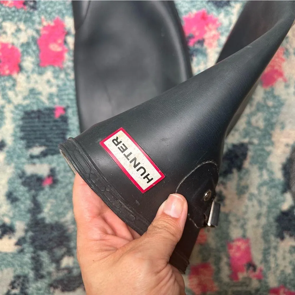 Hunter Women's Original Tall Rain Boots in Navy Blue - Image 6