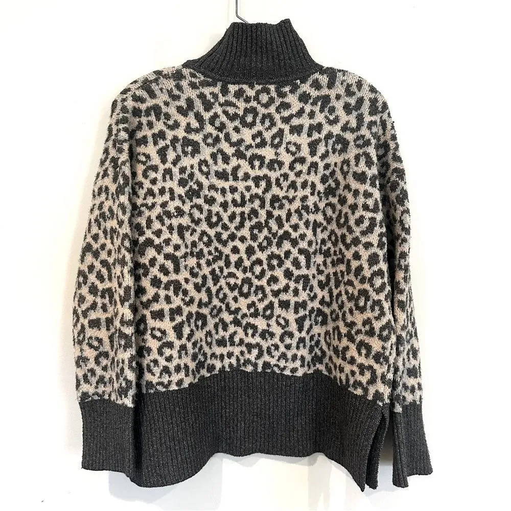 Marled Animal Print Mock Turtleneck Sweater Women's Medium Gray Cream Split Hem - Image 4