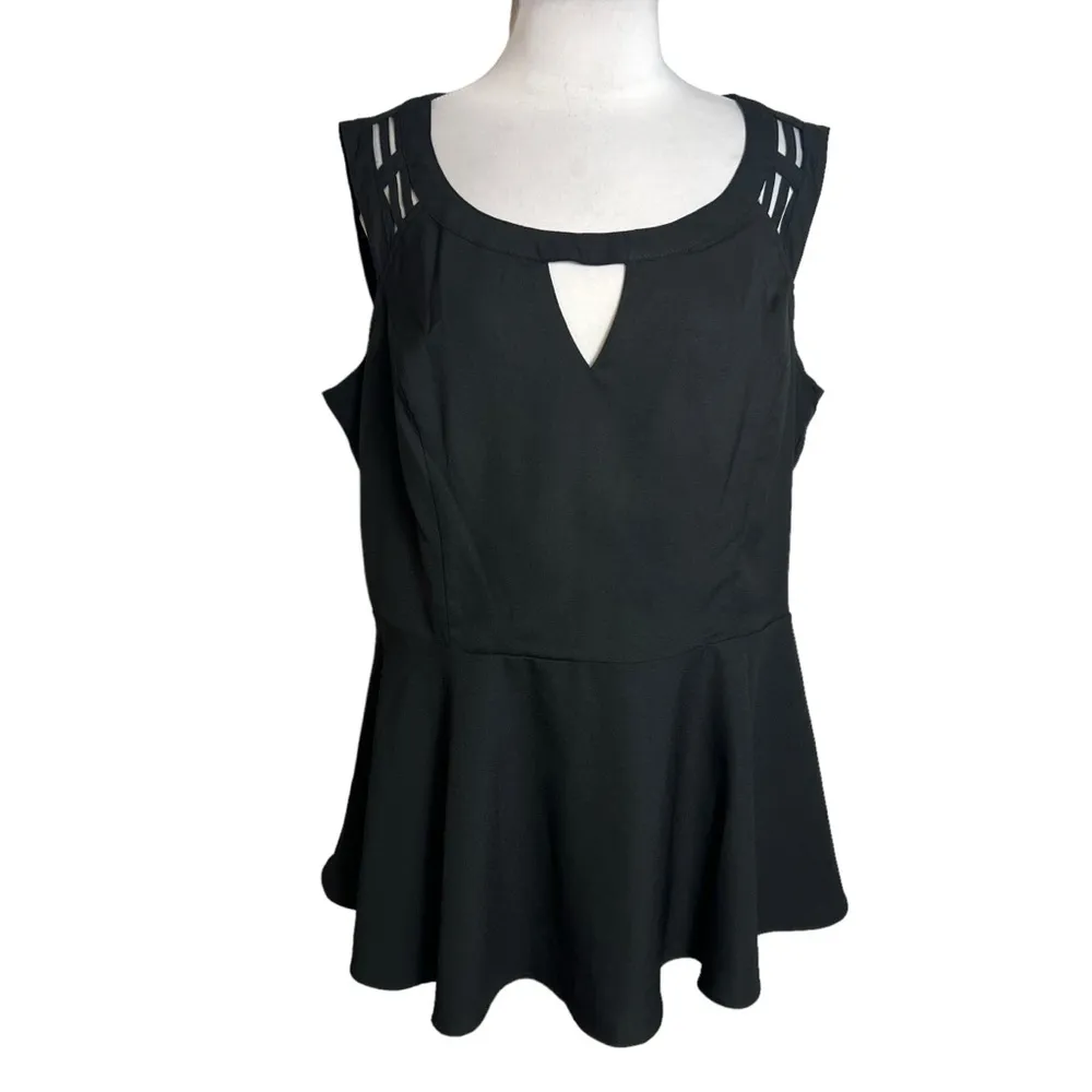 NWT City Chic caged strappy peplum top black Sz 16 - Image 3