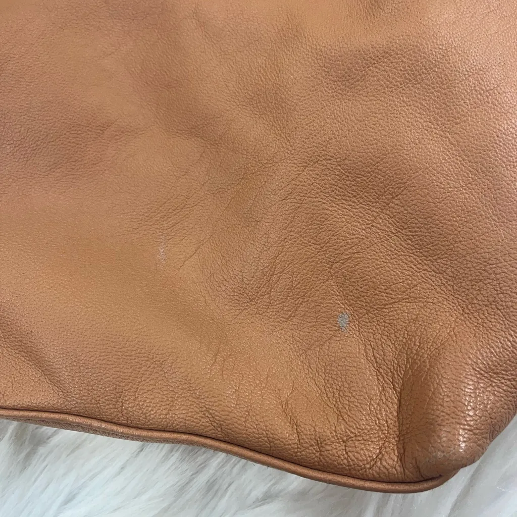 Tory Burch leather slouchy tote hobo crossbody bag top handle designer - Image 4