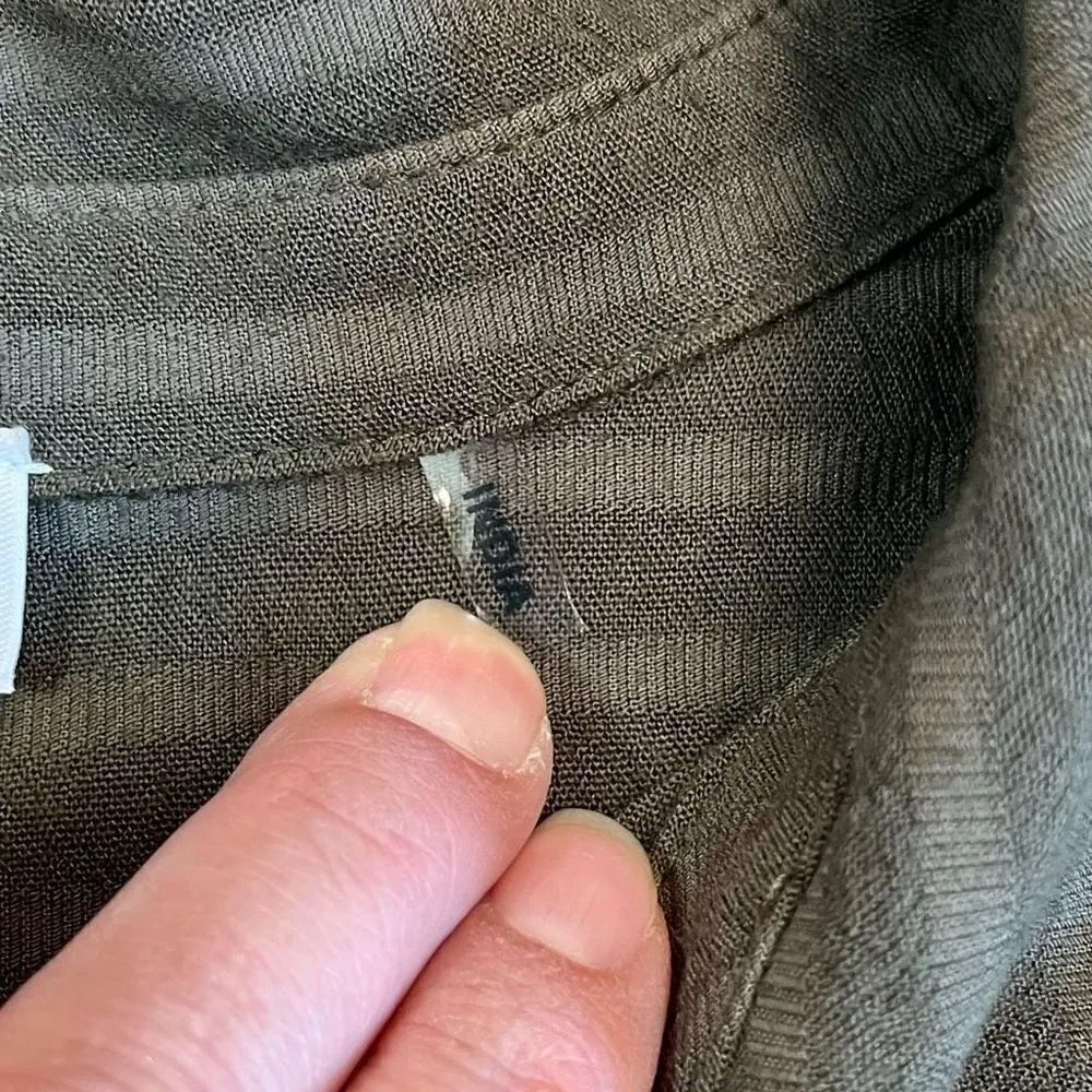 NWT Ecru Olive Mara Shirt Side Buttons Button Down XS - Image 10