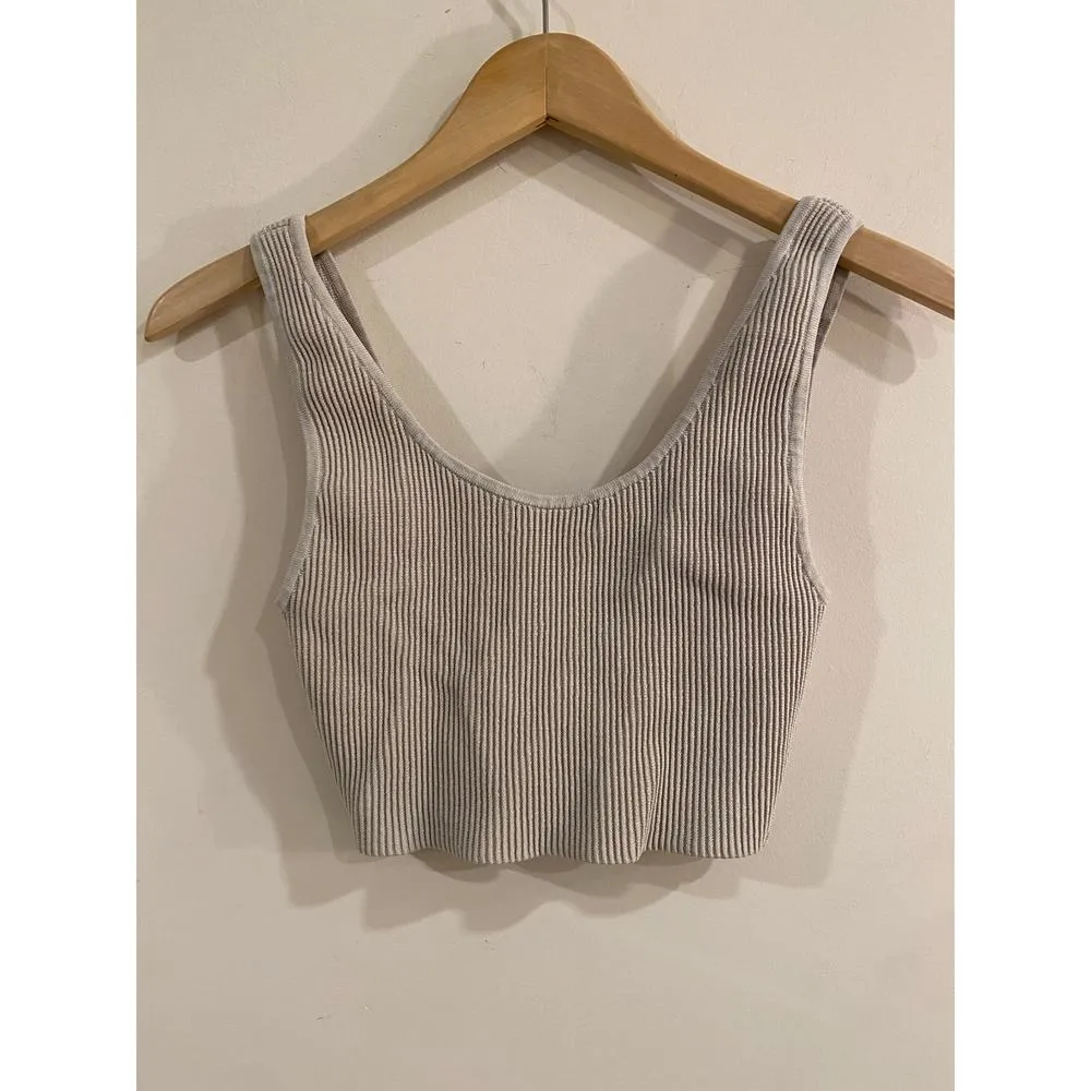 Aritzia Babaton Scoop Neck Sculpt Ribbed Knit Cropped Tank Top Beige Women Small - Image 4